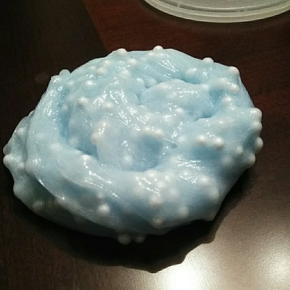 Trying to save up for an special event for my fam - Picture 1 of 3